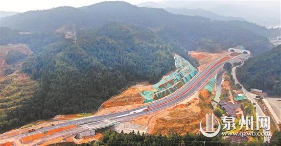 兴泉铁路德化站与县城快速便捷通道通车在即 - 憨鼠网