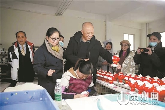 时代潮头 看她们舞姿翩跹 - 憨鼠网