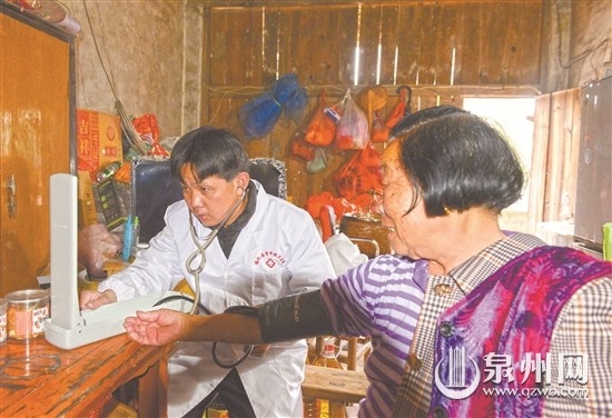 二十四载无悔坚守 一方群众有“医”靠 - 憨鼠网