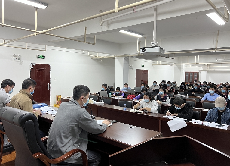 每天要打100多个电话！泉州“流调侦探“与病毒“赛跑” - 憨鼠网