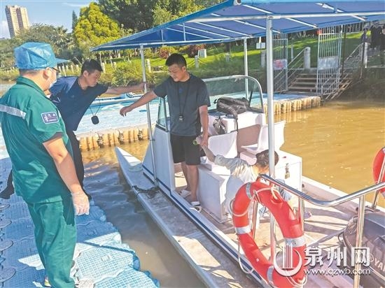 带队备战省运会 顺手救起落水者 - 憨鼠网