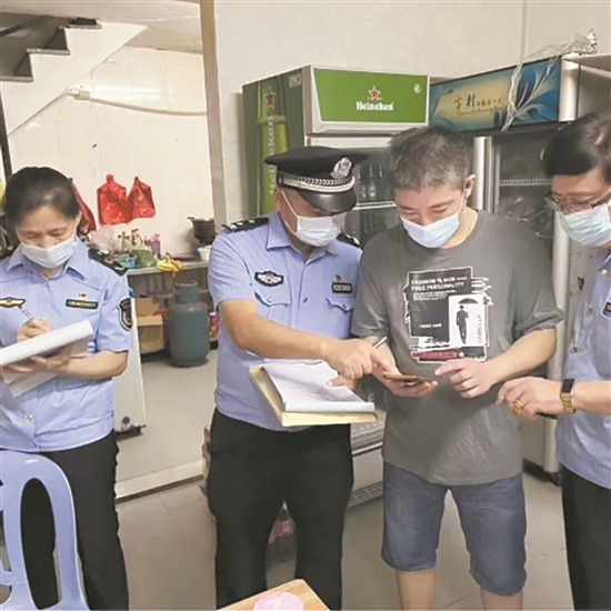 筑牢疫情防控屏障 泉州从严检查各类商户 - 憨鼠网