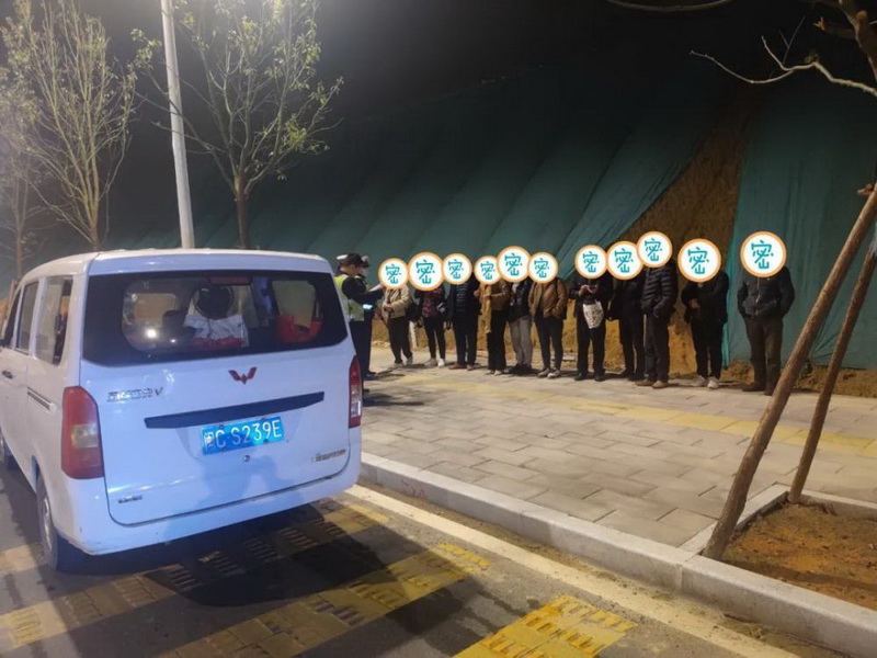 德化交警：公路“双违”整治行动曝光台 - 憨鼠网