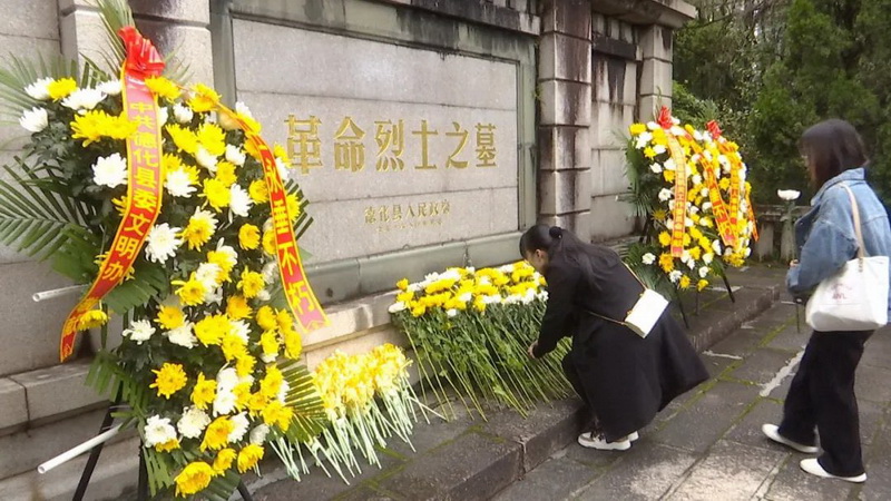 “我们的节日·清明”主题活动暨落实“百园千校清明祭英烈” 启动 - 憨鼠网