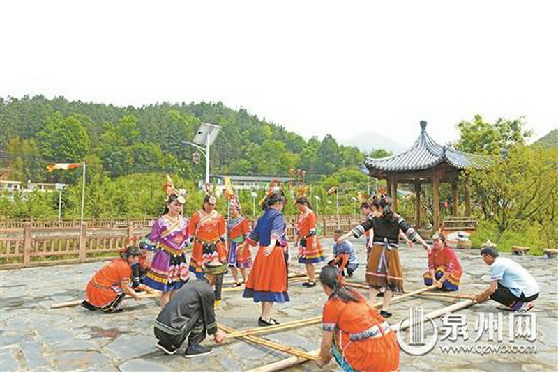 畲族民俗文化节 奏响畲寨振兴乐章 - 憨鼠网