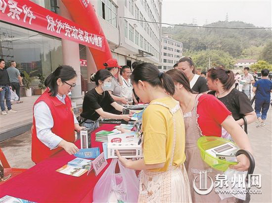 实行大病救助制度 让群众有“医”靠 - 憨鼠网
