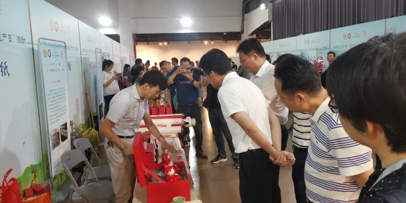 杨梅乡：刻纸非遗“走出去” 助力文旅融合发展 - 憨鼠网
