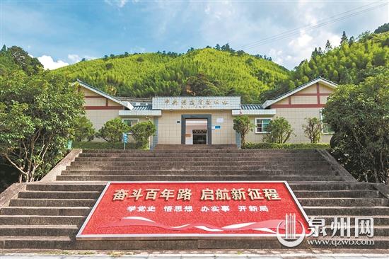 红色沃野焕新颜 - 憨鼠网