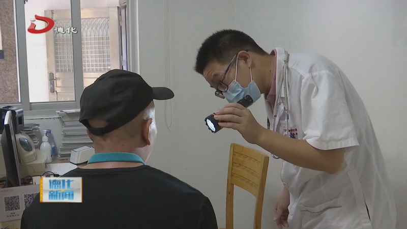 周高明：细心待患者 用心做良医 - 憨鼠网