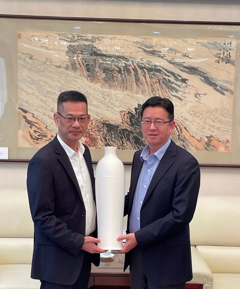 “中国白·德化瓷”国际巡展在德国法兰克福举行 - 憨鼠网