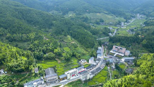 福建德化： 坚定不移走生态优先绿色发展之路 - 憨鼠网