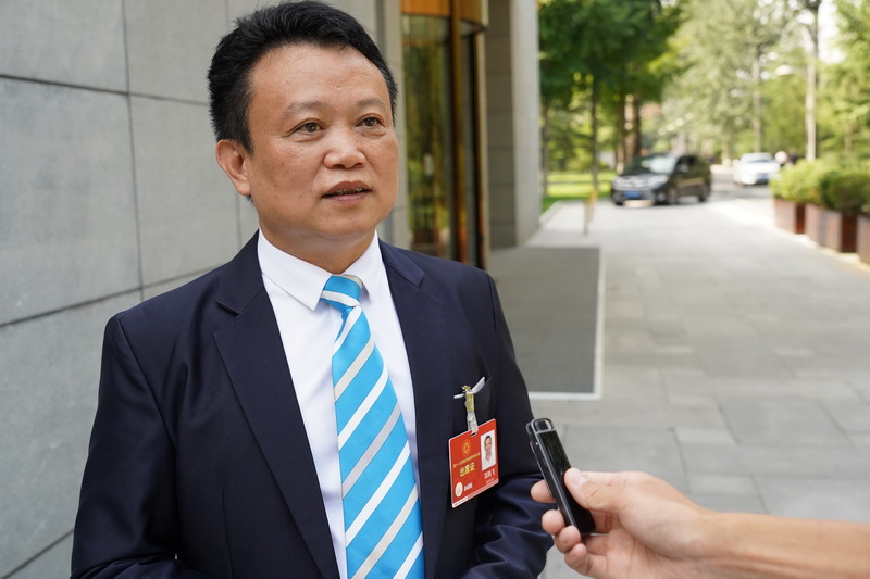 顺美集团总经理郑鹏飞：携故事和文化让陶瓷更好走向世界 - 憨鼠网