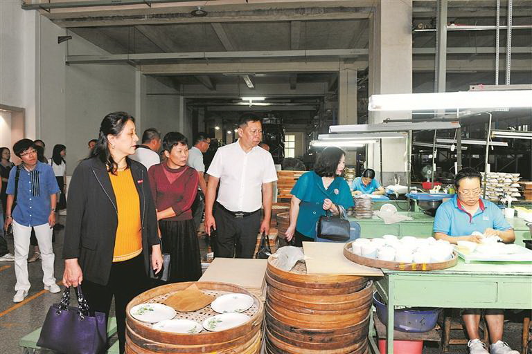 校地合作 提升引才聚才吸引力 - 憨鼠网