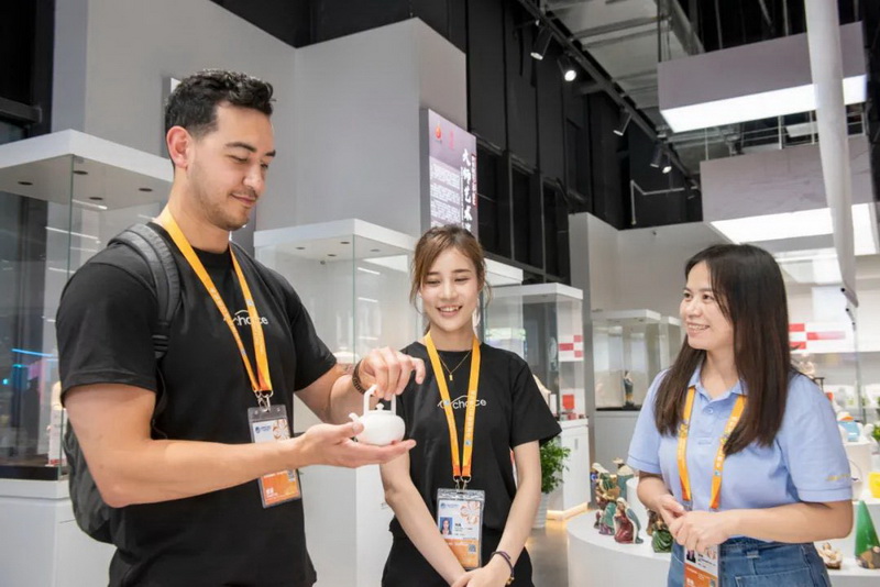 瓷路永“进” 蓬“博”发展 - 憨鼠网