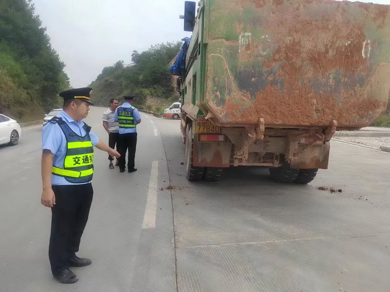德化公路分中心多措并举强化公路扬尘治理 - 憨鼠网