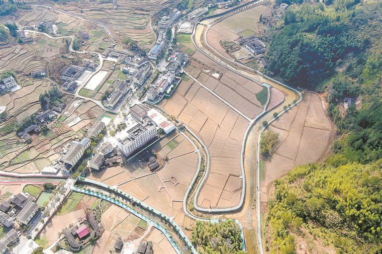 以产兴农 注入乡村发展新动能 - 憨鼠网