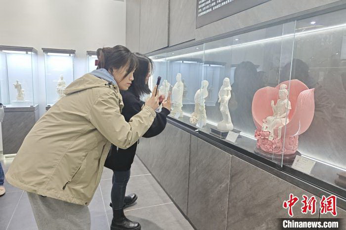 走进瓷都德化：“中国白”惊艳世界 - 憨鼠网