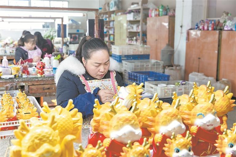 打造陶瓷千亿集群 推进区域协调发展 - 憨鼠网