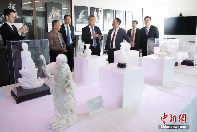 “中国白·德化瓷”国际巡展在纽约举办推介活动 - 憨鼠网
