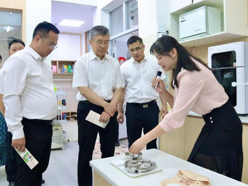 国家卫健委人口家庭司一行到我县调研托育工作 - 憨鼠网