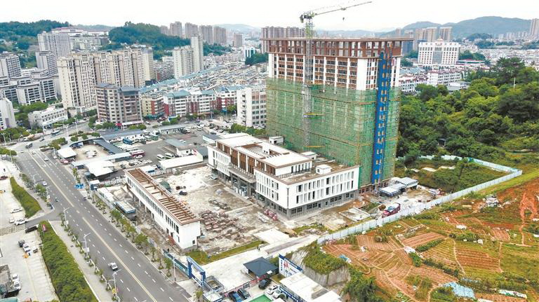 加快医疗设施建设 改善市民就医环境 - 憨鼠网