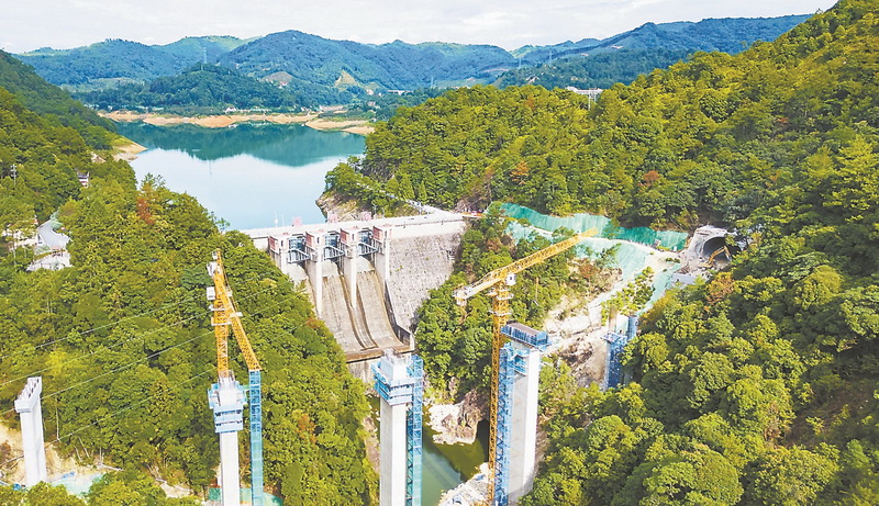 德化X329县道龙门滩一级水库大坝段改线工程项目龙门隧道顺利贯通 - 憨鼠网