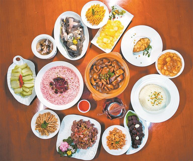 瓷都盛宴：美食与美器的碰撞 - 憨鼠网