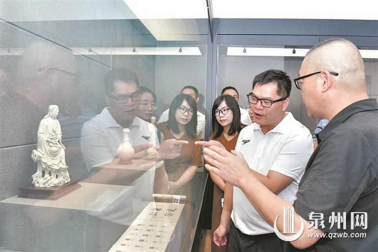 “凝白为美 瓷光溢彩” 明清德化窑陶瓷精品展开幕 - 憨鼠网