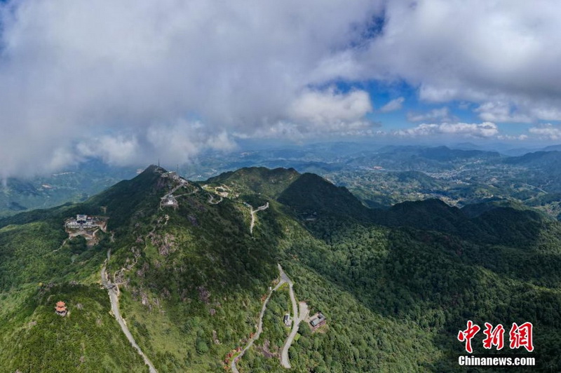 中新网：福建戴云山脉风光如画 - 憨鼠网