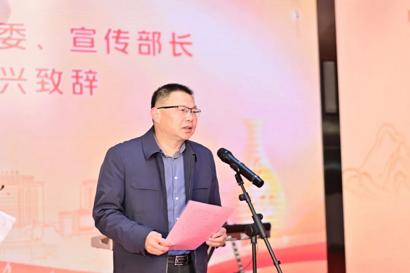 “为瓷都喝彩 为人民放歌”2025德化县文艺界迎新春文艺演出活动举行 - 憨鼠网
