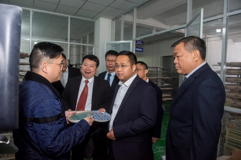 县委书记方俊钦调研陶瓷产业链及安全生产工作 - 憨鼠网
