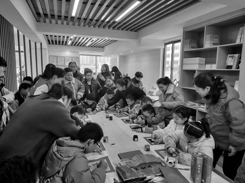 福建德化：“专业社工+志愿服务”构建社区治理新格局 - 憨鼠网
