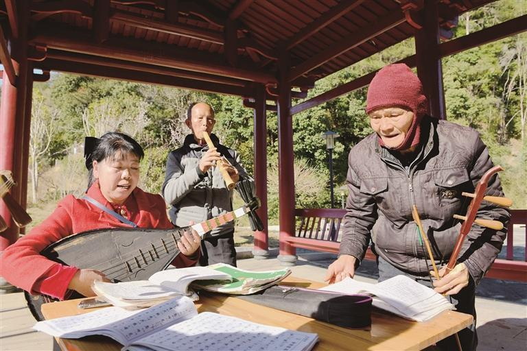 德化：“精雕细刻”绘就文明新画卷 - 憨鼠网