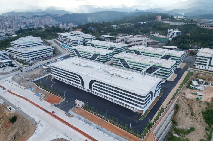 活力中国调研行走进德化丨“中国白”如何飞向国际？ - 憨鼠网