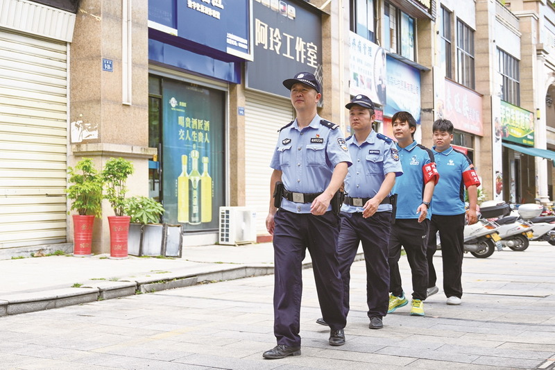 浔中派出所:“您的平安‘外卖’到了!” - 憨鼠网