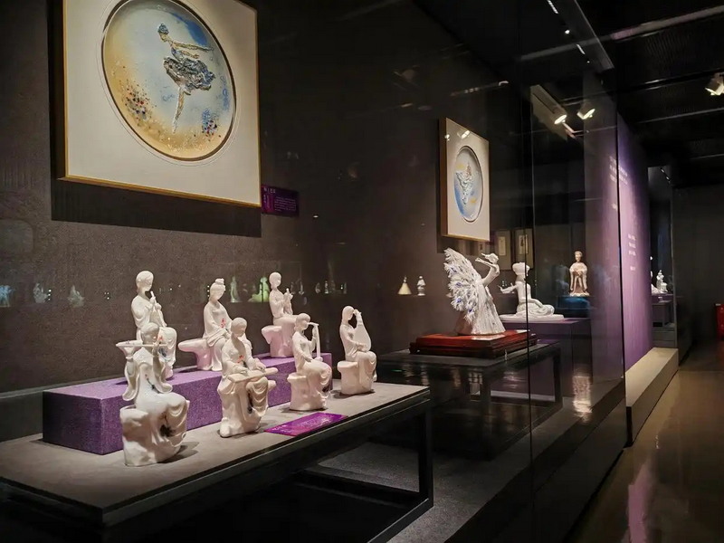 “中国白·德化瓷”妇女儿童主题作品展落地中国妇女儿童博物馆 - 憨鼠网