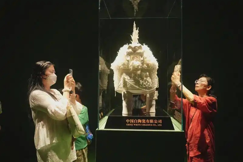 潮声丨畅销全球，德化白瓷的出海密码是什么？ - 憨鼠网