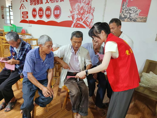 美湖村:以村规民约为笔 绘就移风易俗新画卷 - 憨鼠网
