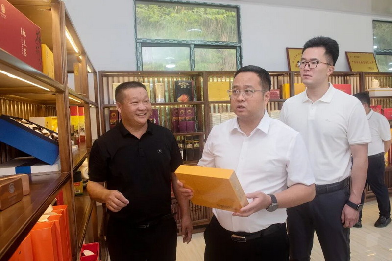 县委书记方俊钦调研德台茶产业融合发展工作 - 憨鼠网