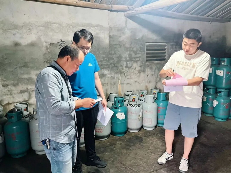 德化县城管执法局:筑牢燃气安全防线 全力守护群众平安 - 憨鼠网