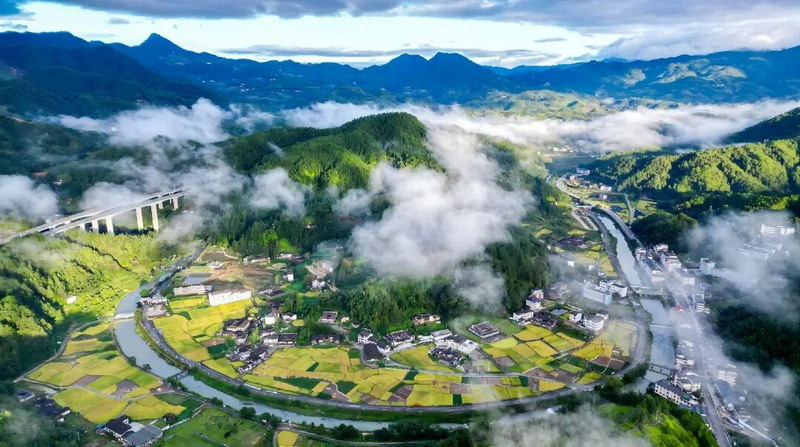 德化县七彩乡村振兴风景路入选省级试点 - 憨鼠网