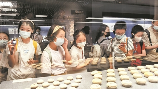 再现世界瓷都德化千年发展史 “泰兴”号沉船出水文物上海特展 - 憨鼠网