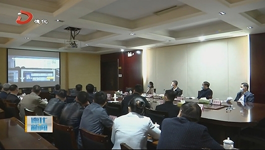 县委理论学习中心组学习会召开 - 憨鼠网