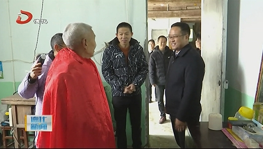 县长调研乡村振兴工作 - 憨鼠网