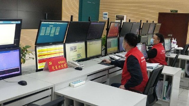 封闭管理打响抗疫保电“坚守战” - 憨鼠网