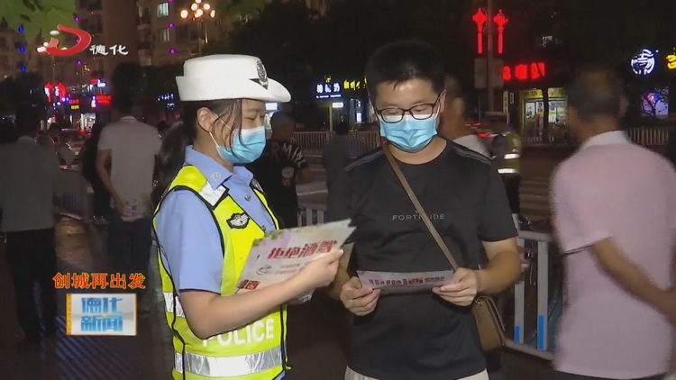 县交警大队开展“夜查”酒醉驾行动 - 憨鼠网