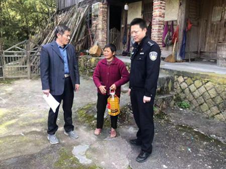 福建德化县大铭乡贴心服务温暖精神障碍患者 - 憨鼠网