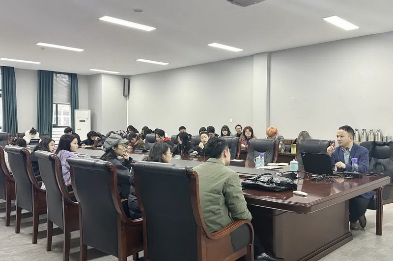 国家研究院携德化瓷雕技艺走进郎酒集团 - 憨鼠网