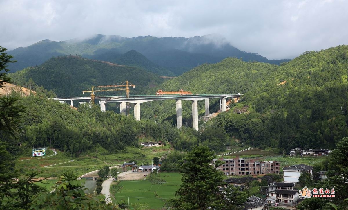 高速横跨云龙谷 - 德化论坛