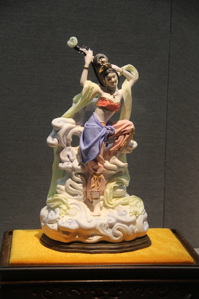 Dehua Porcelain, Modern - 憨鼠网
